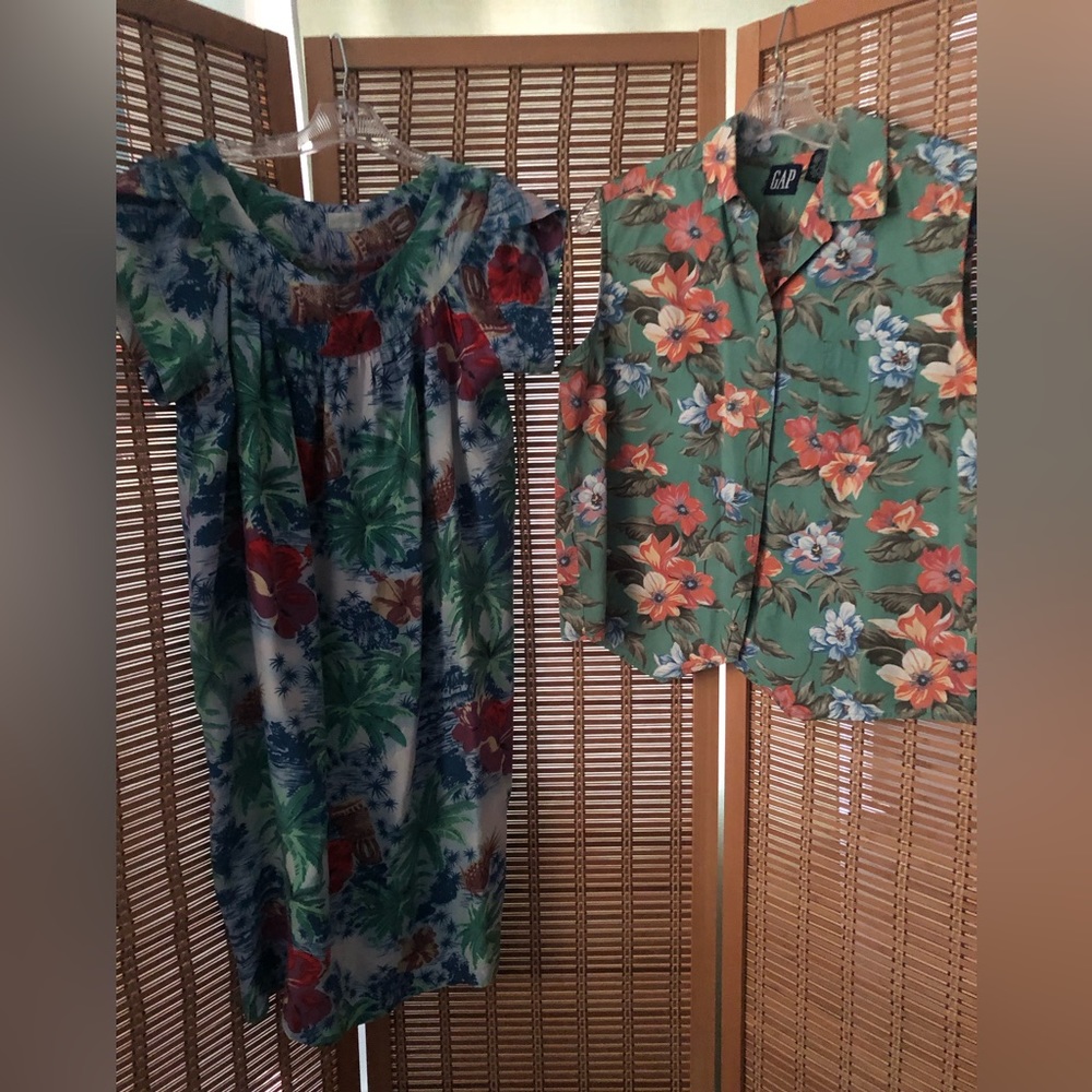 LOT of 2: Vintage 70s Hawaiian muumuu and GAP Hawaiian floral print women's top